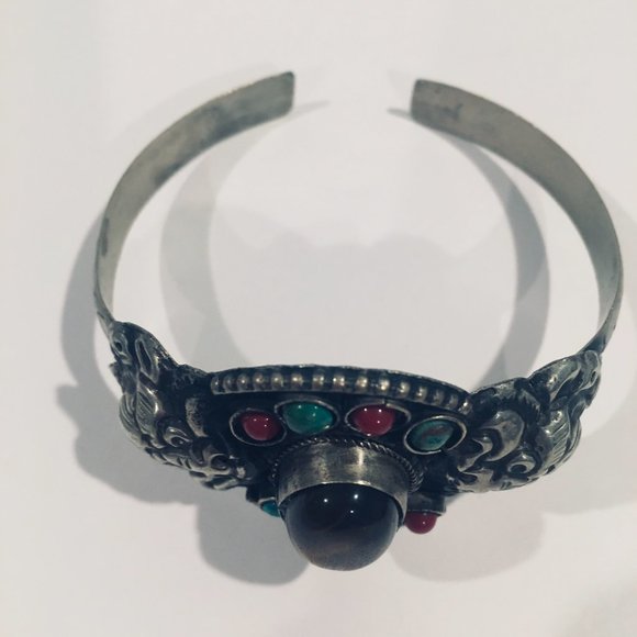 Nepali Mustang Bracelet - Picture 3 of 4